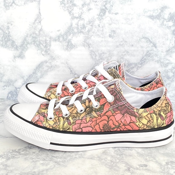 Converse Shoes - NEW Converse All Star CTAS OX Floral Size 6